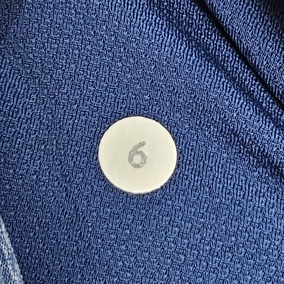 Lululemon Blue Training Tough Crop Leggings Performance Stretch Size 6 - Picture 5 of 5